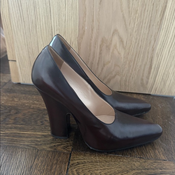 Prada Brown Heel with box - Picture 2 of 4